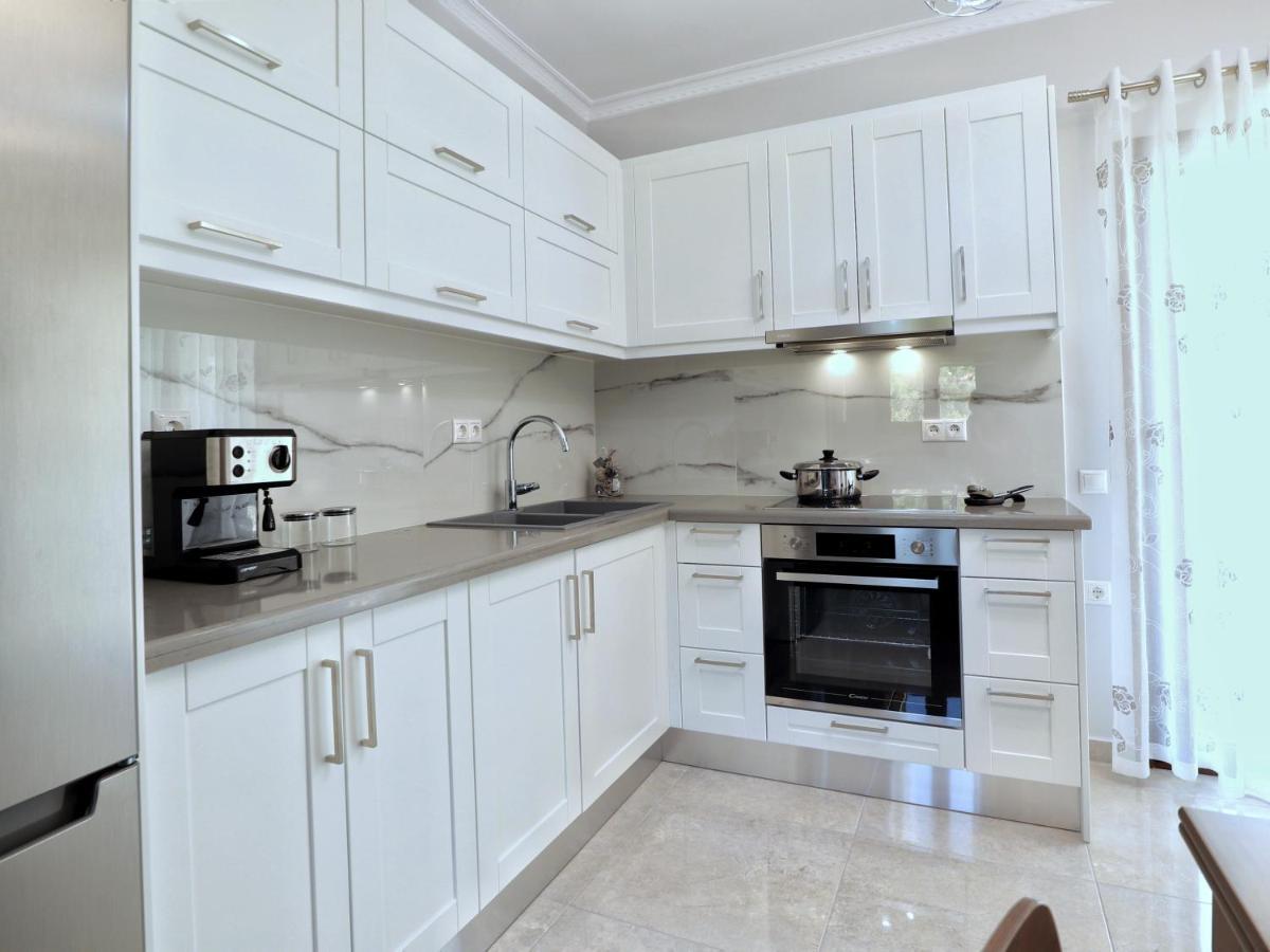 Frezia Apartment 1 Lefkada City Bagian luar foto