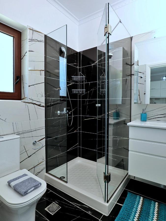 Frezia Apartment 1 Lefkada City Bagian luar foto